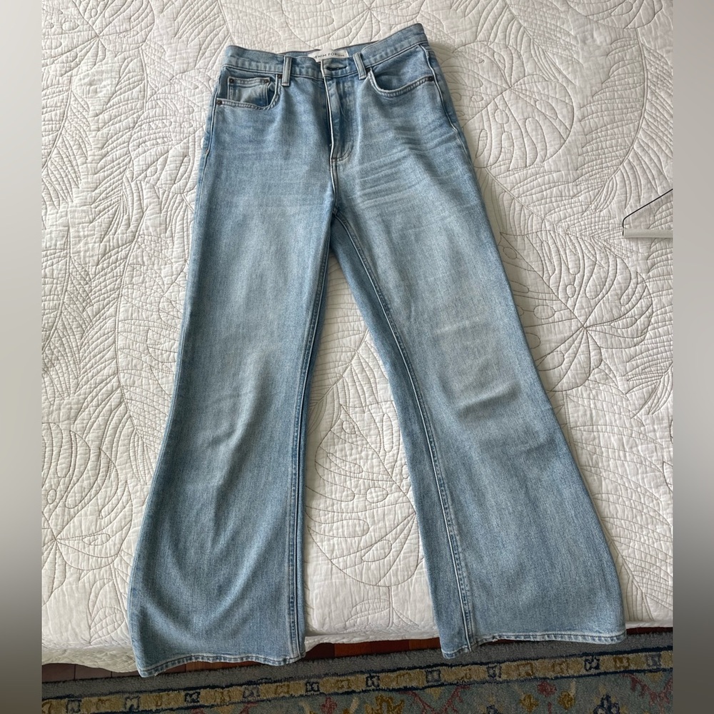 ARITZIA DENIM FORUM Twiggy High Rise Flare Size US 26 - Picture 2 of 4